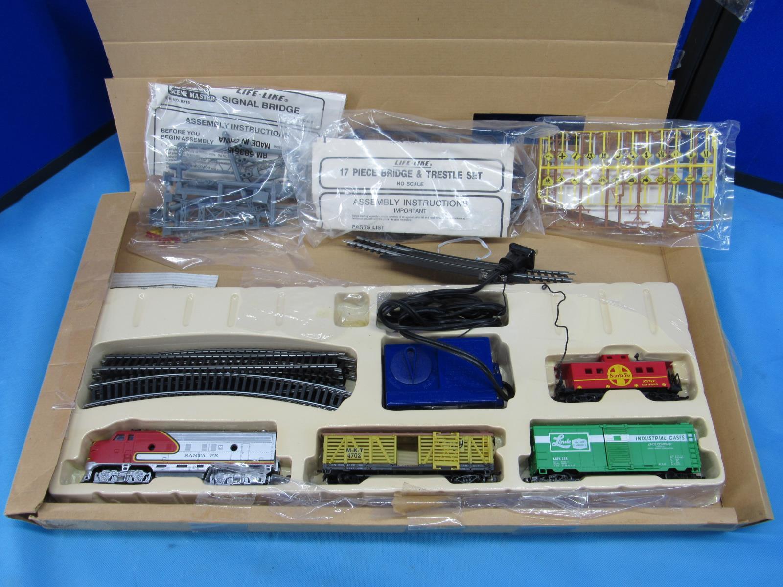 Life-like Bridge Train Set W/ Track Cars Engine Auto-transformer Some Sealed Kit