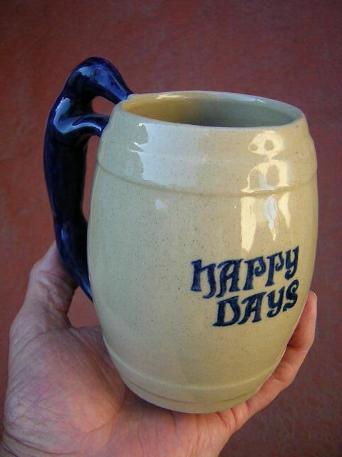Post-prohibition Happy Days Beer Mug Fermentation Barrel Shape Blue Dog Handle