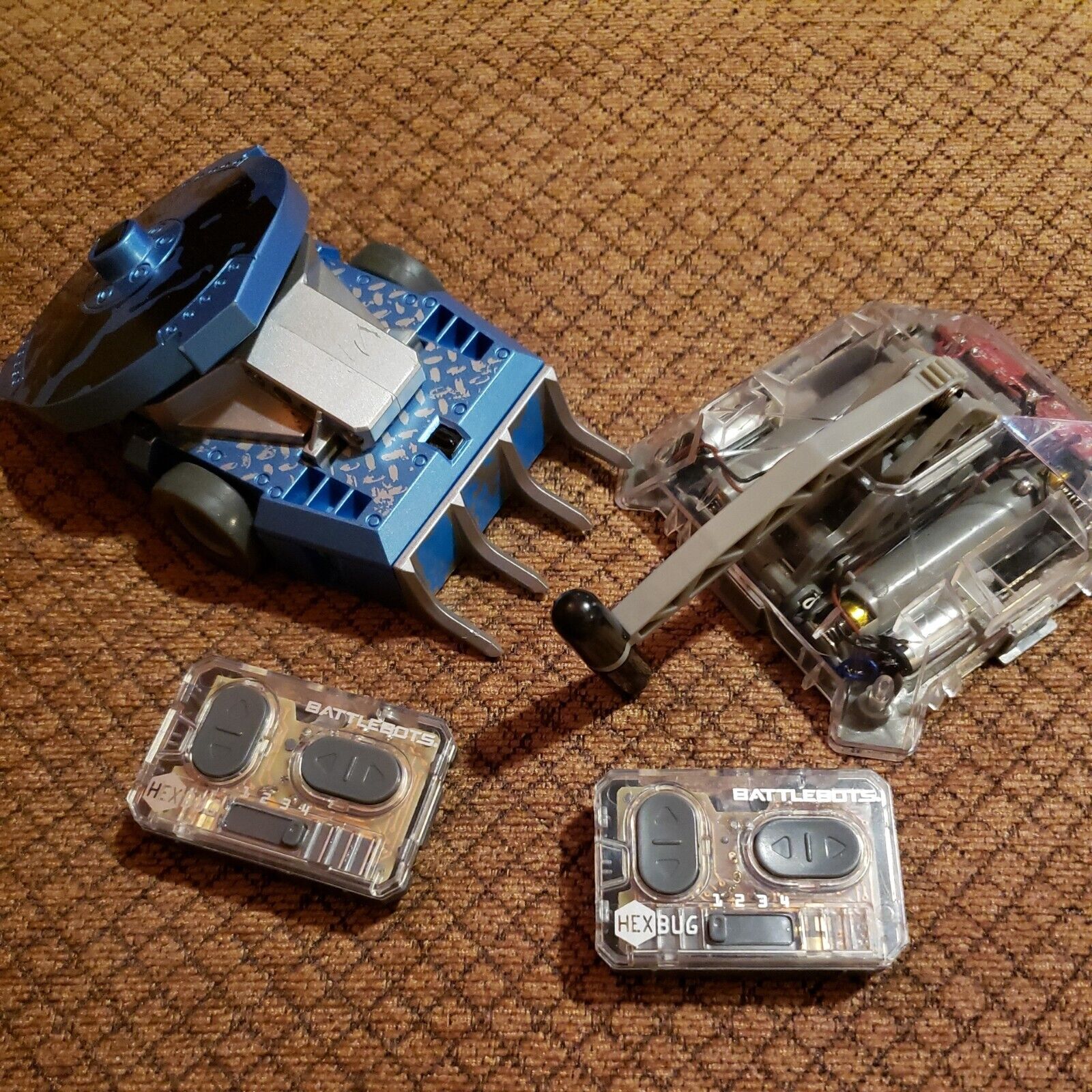 Battlebots Hexbug Lot Of 2 All In Pictures. Not Tested